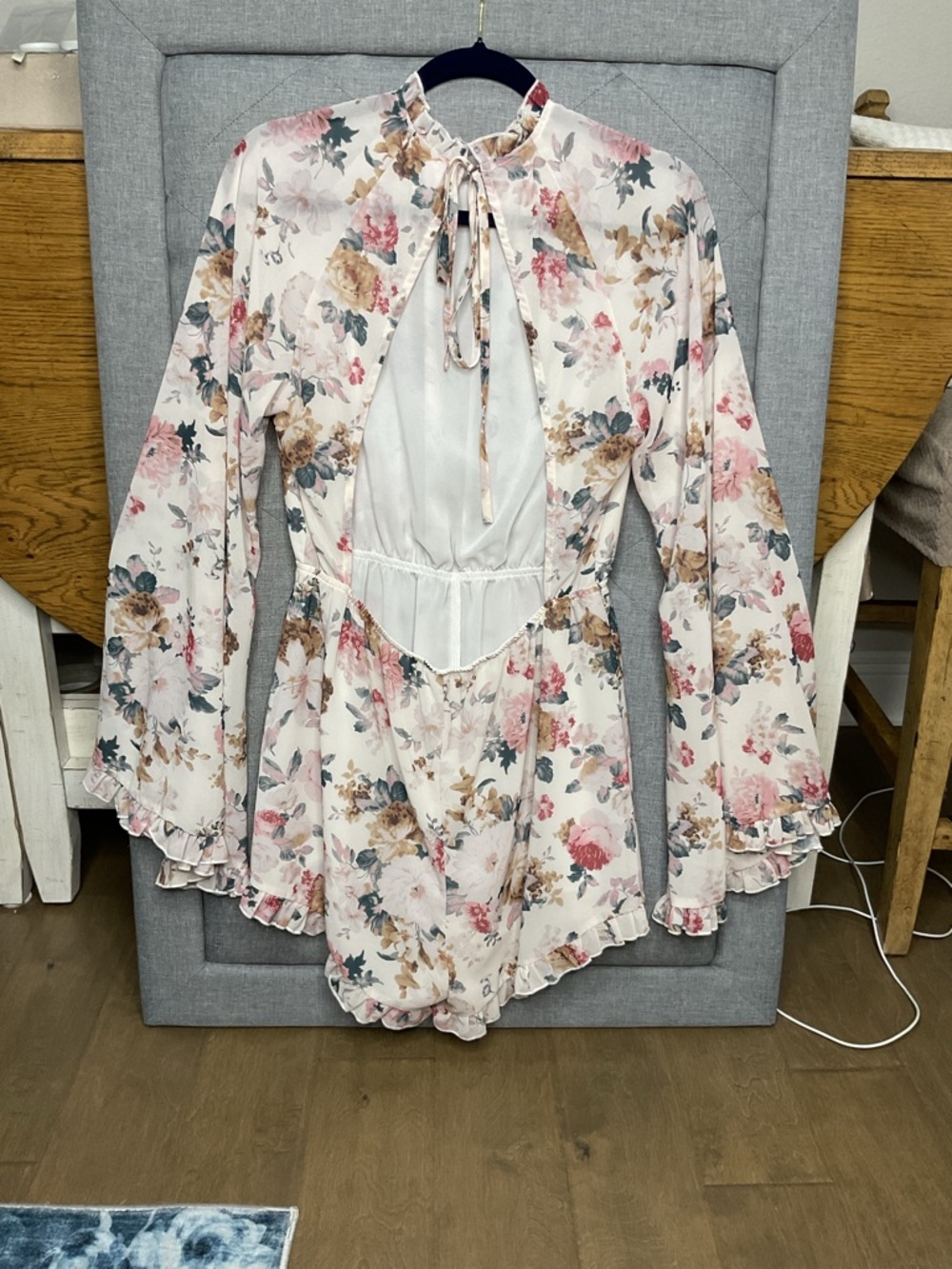 Floral Boho Bell Sleeve Romper Sheer Lined Large - Picture 5 of 7